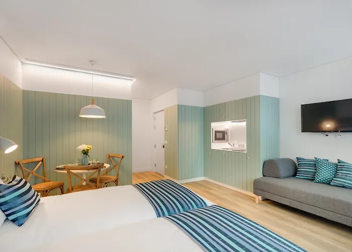 7 Bridges Estudios- Porto-Houses And Suites